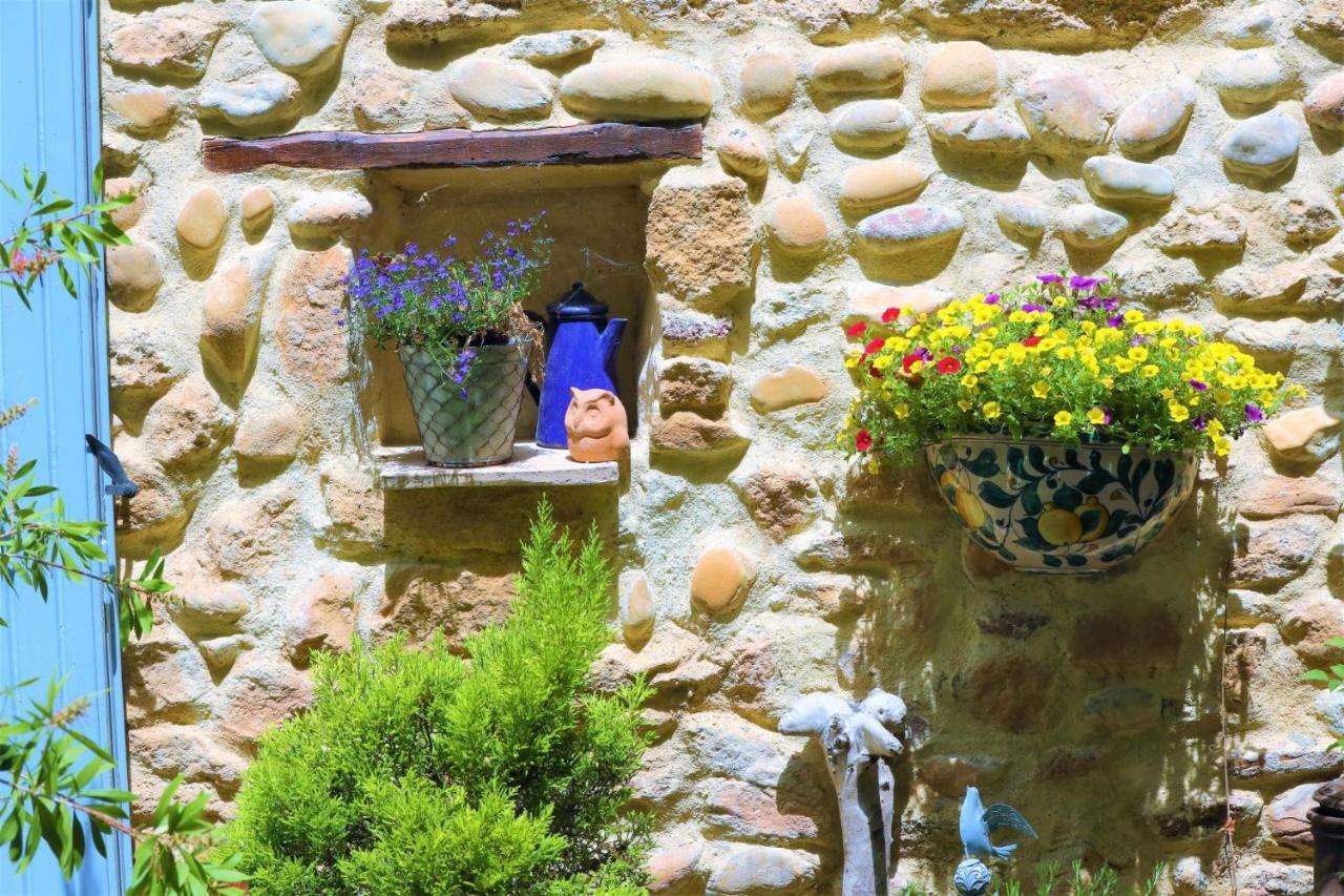 Mas Du Clos De L'Escarrat Jonquieres  Dış mekan fotoğraf
